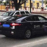 "VTC" cab service.