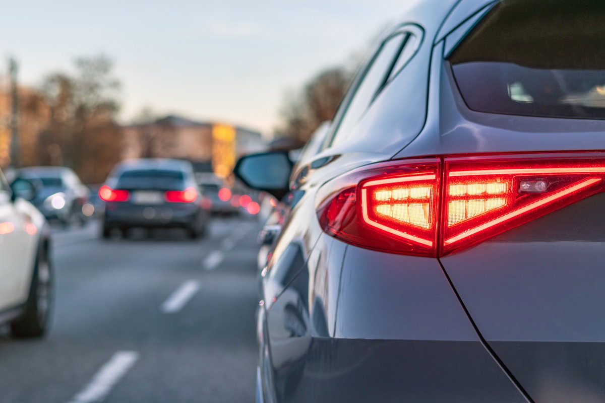 New Eu Car Rule Will Make Brake Lights Flash And Change How Drivers React In Seconds