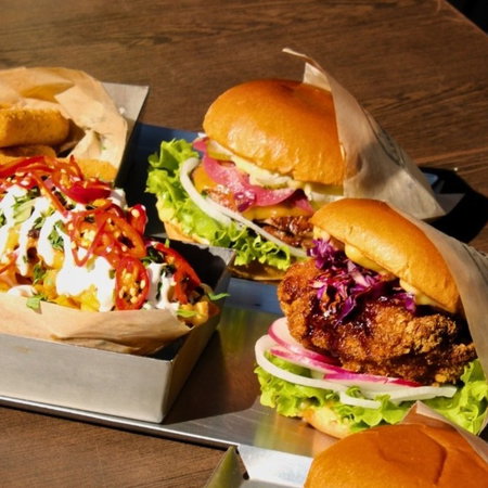 Brodernas burgers, dirty fries and sides marbella
