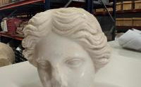 The Roman marble head discovered at Almadraba Beach in Alicante.