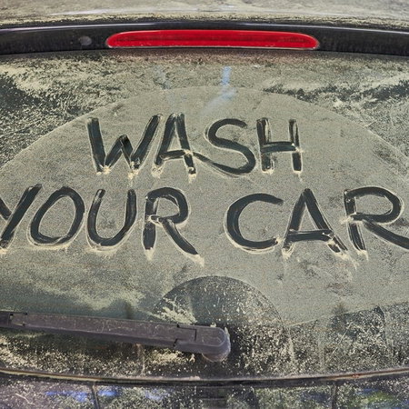 Dirty cars in Spain risk fines