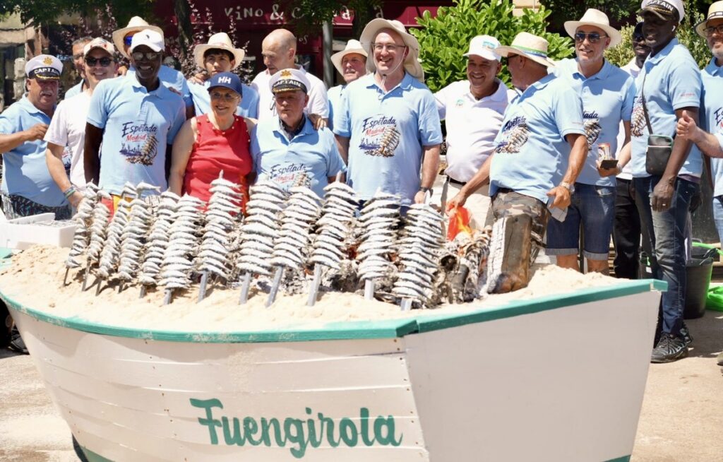 Fuengirola turns a Madrid city square into a Costa del Sol beach with 3,000 fresh espetos