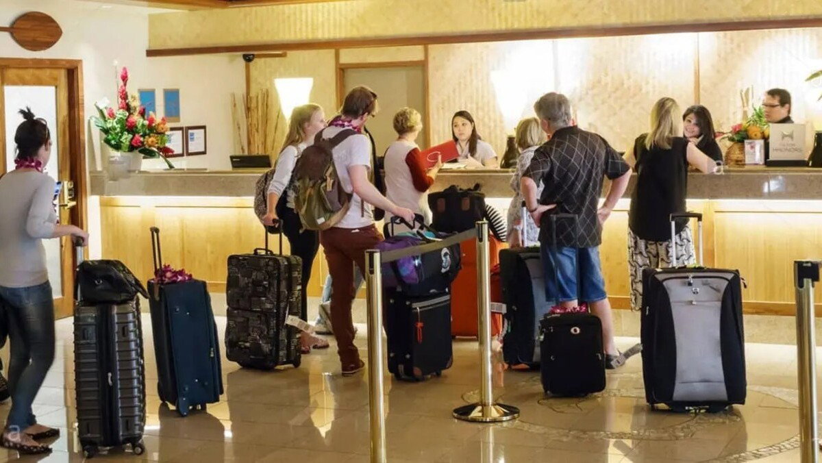 euroweeklynews.com - Lucy Ramnought - Spain hotel warning of being walked