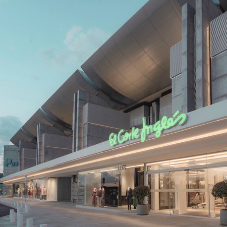El Corte Inglés.