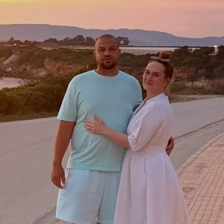 Kyle and Ruth Harris stick in Greece.