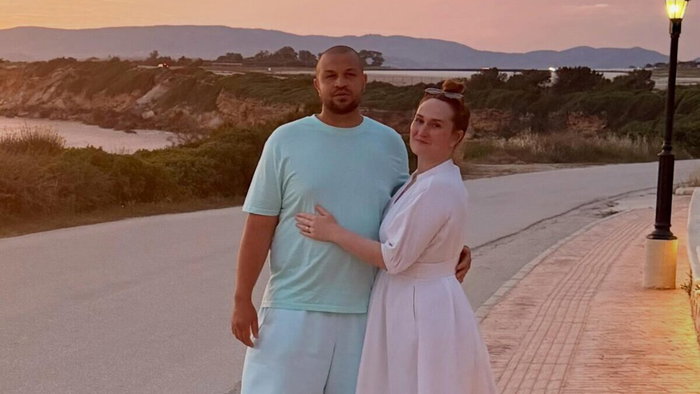 Kyle and Ruth Harris stick in Greece.