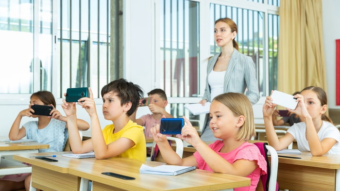 Kids using phones in schools