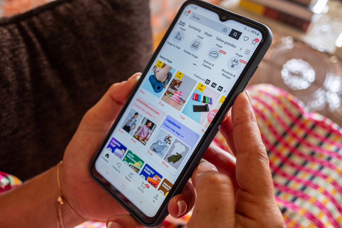 The small online shopping habits that are costing people more money