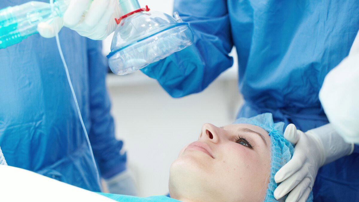 Denia Hospital hosts anaesthesia conference