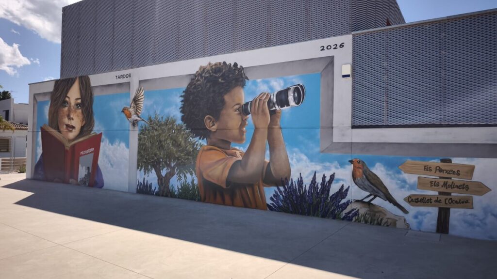 Pedreguer school unveils new mural celebrating learning and local identity