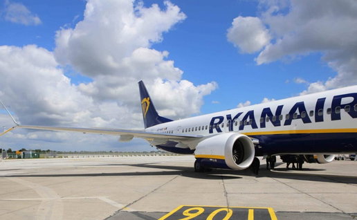 Ryanair flight lands before time.