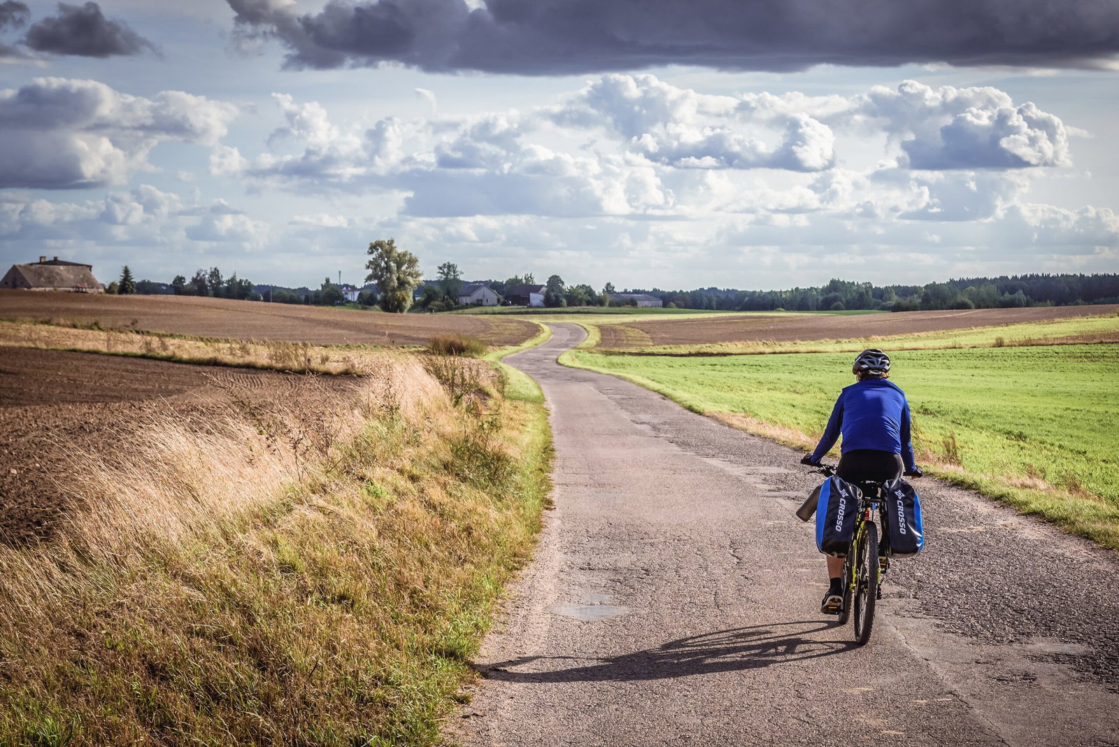 Polish YouTuber begins cross-country ride to raise funds for boy’s life-saving treatment