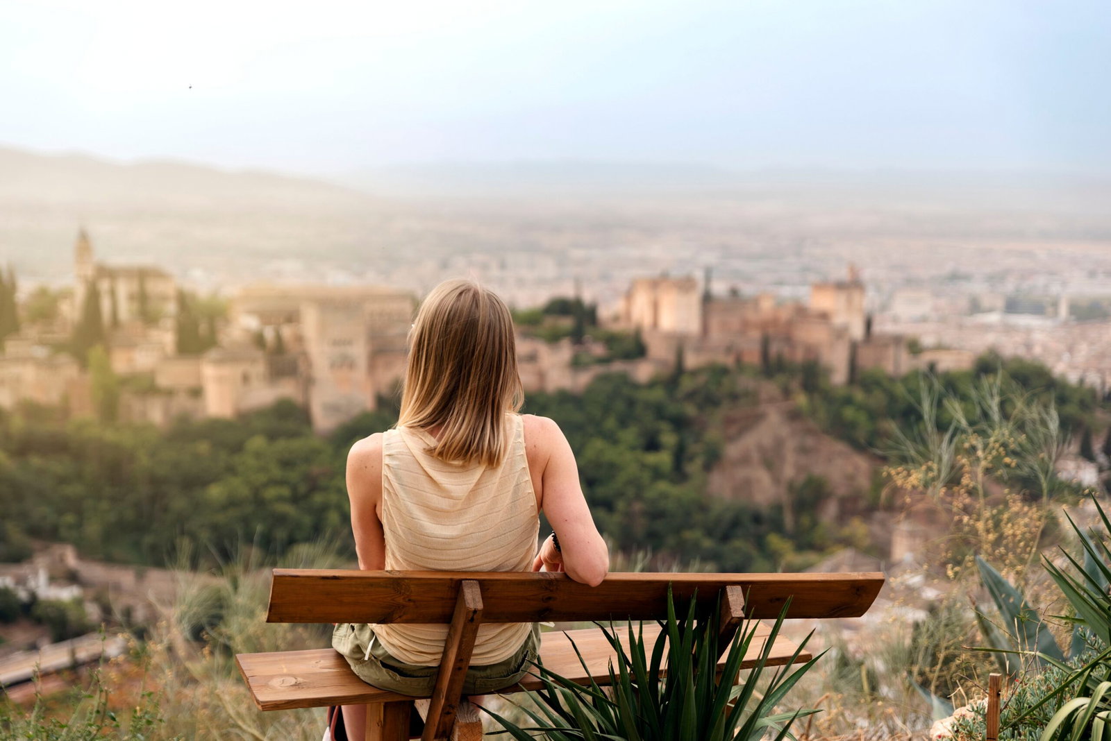 New Report Reveals Why Thousands Of Immigrants Are Leaving Spain Again