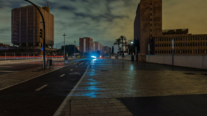 Malaga in darkness with the 2025 "apagon".