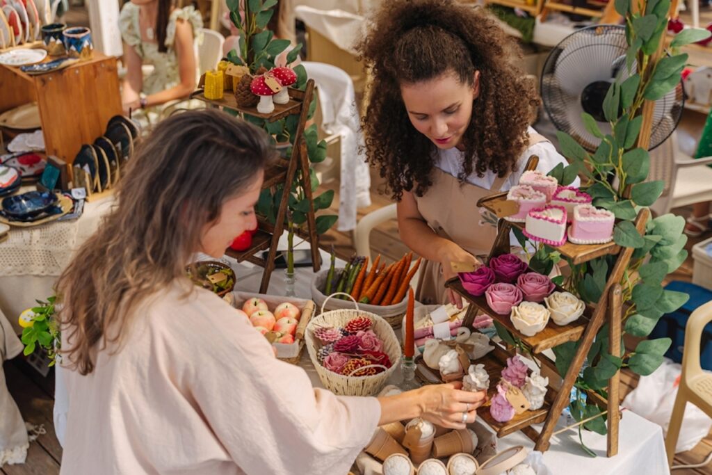 Discover handmade gifts at the Huercal-Overa Summer Craft Market