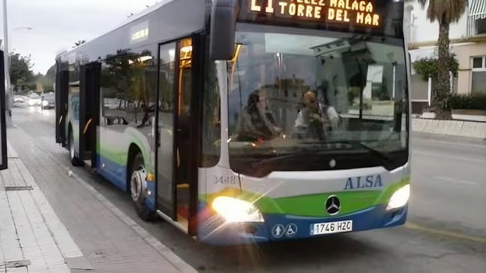 Bus to Velez