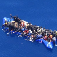 Half-sunk inflatable with 50 migrants.