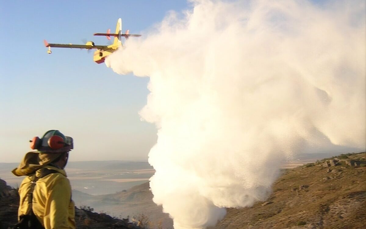 4,700 crew and 43 aircraft to tackle summer wildfire threat « Euro Weekly News