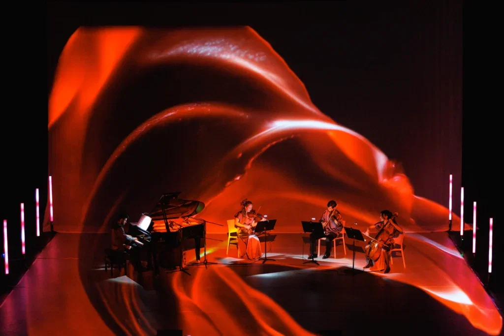 Experience colours of sound live in Calpe this July with hits from Taylor Swift to Sinatra