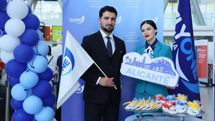 Tourism reaches new heights: Record spending and expanding flight connections.