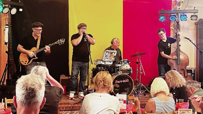 Blue Stompers Jump review band