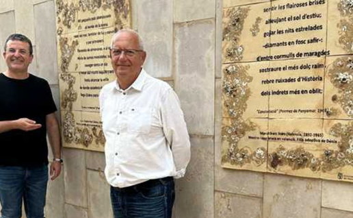 Dénia’s Streets Become an Open-Air Library