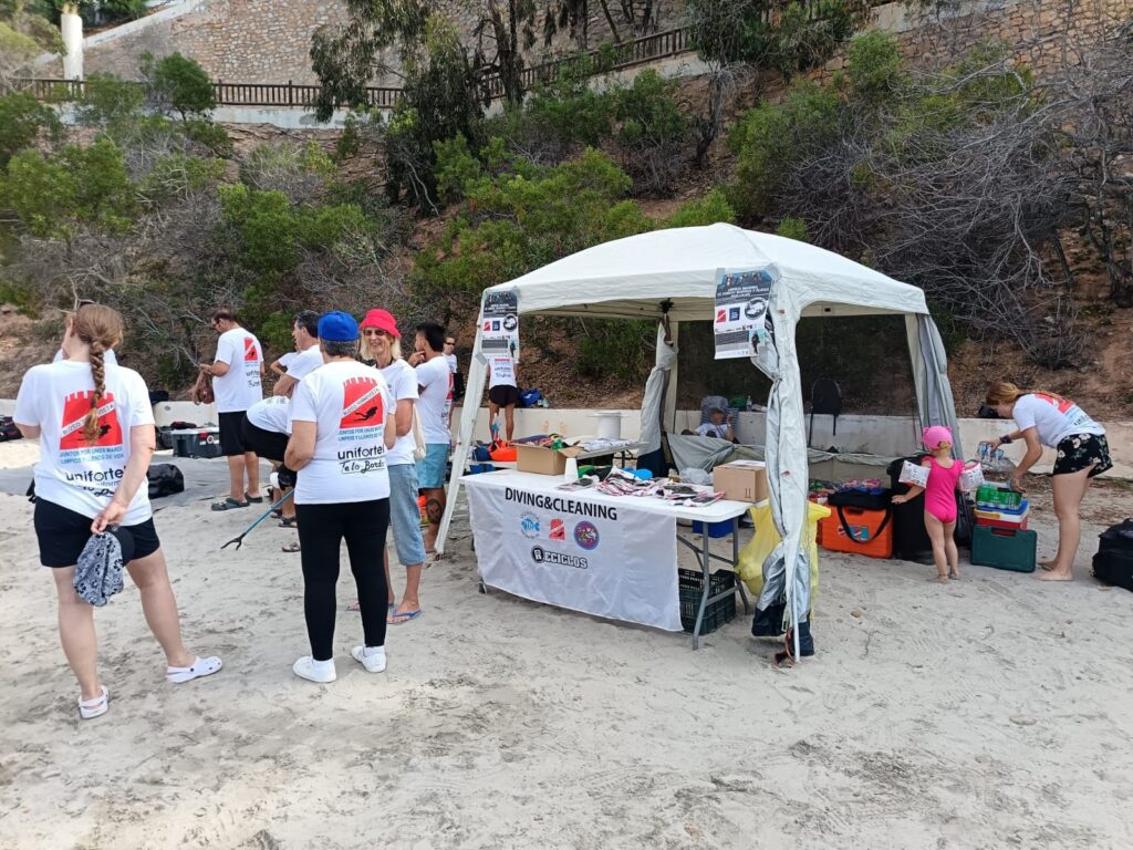 National Geographic praises Costa Blanca as volunteers protect local shores
