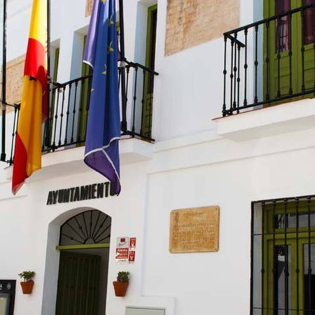 Why the first few weeks of summer in Spain feel like pure magic for British families