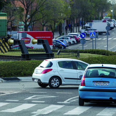 Spanish roundabout