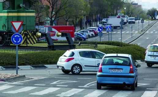 Spanish roundabout