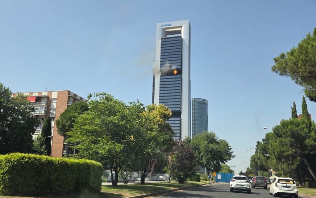 Fire forces evacuation of Madrid skyscraper as search continues for missing workers