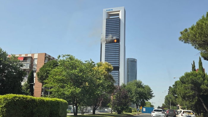 Torre Moeve inferno in Madrid.