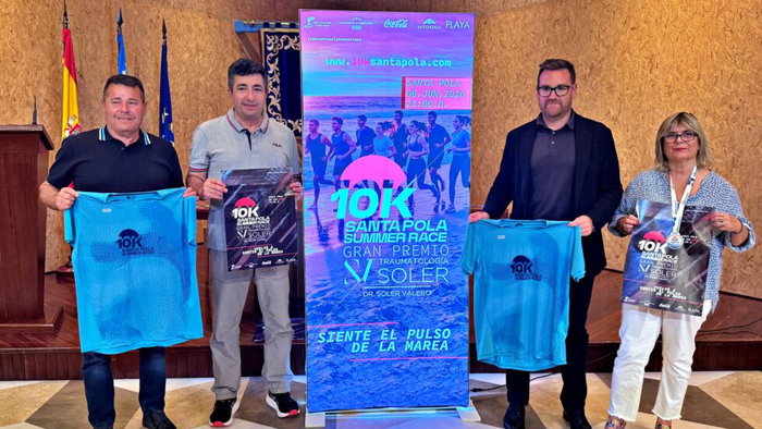 Santa Pola Councillors presenting the 10K night race.