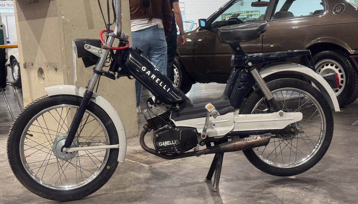 “I thought it was a joke”, Italian man reunited with moped stolen 42 years ago