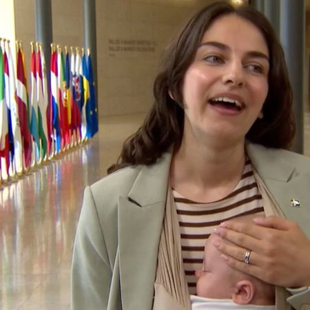 Swedish climate minister Romina Pourmokhtari brings her 3 month old baby to EU meeting
