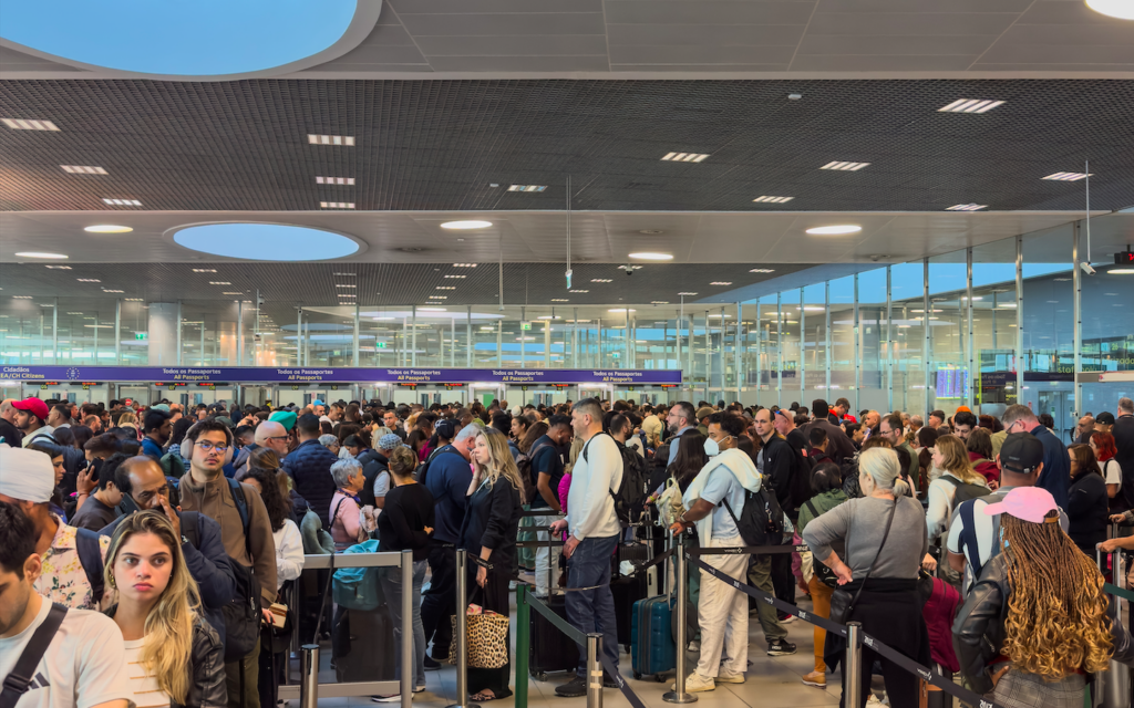 Major strike in Portugal to cause widespread disruption to air and rail travel