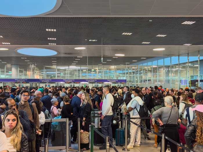 Long queues at an airport