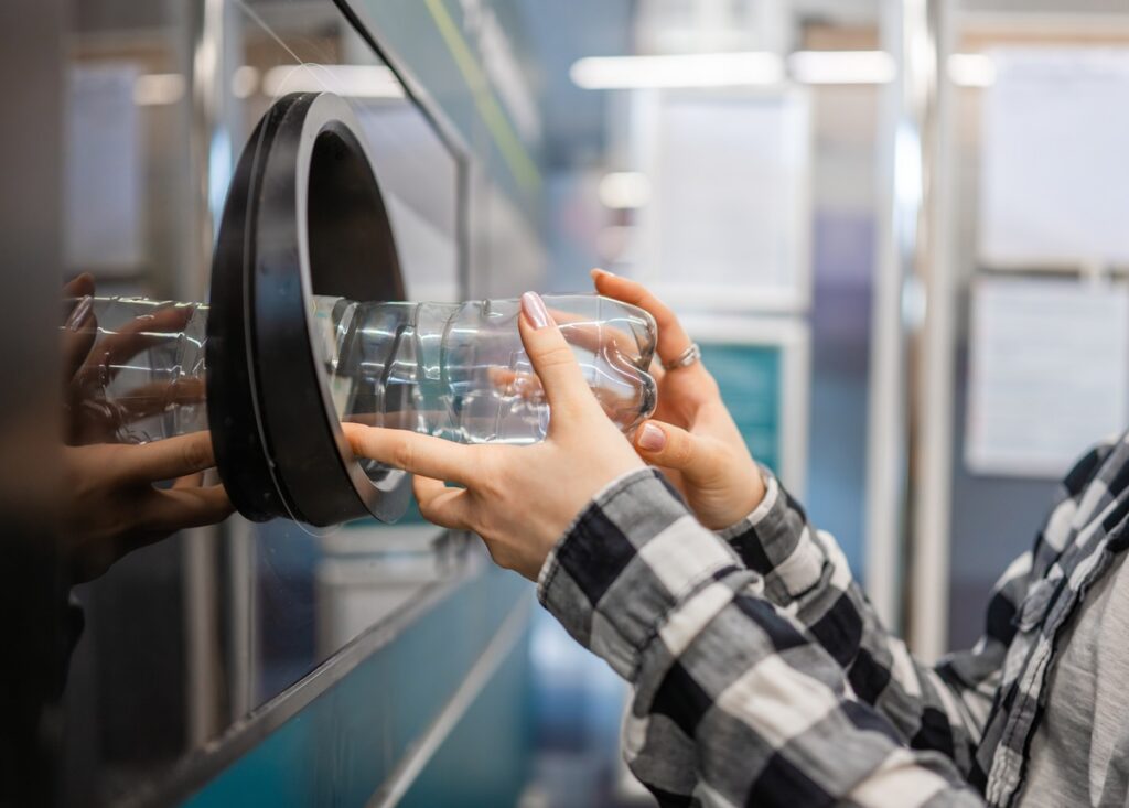 A new rule could change where you return bottles in Spain