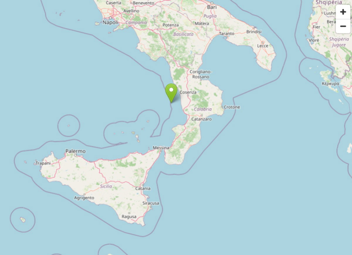 A 6.2 earthquake rattled southern Italy and was felt hundreds of kilometres away