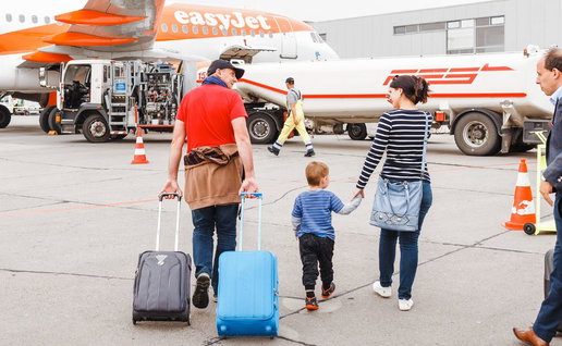 Spain lodges complaint against double fee luggage