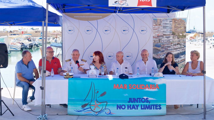 Hundreds take part in an inclusive maritime event on the Costa Blanca.