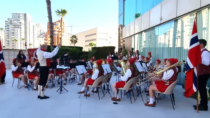 The oldest all-female brass band visit Calpe