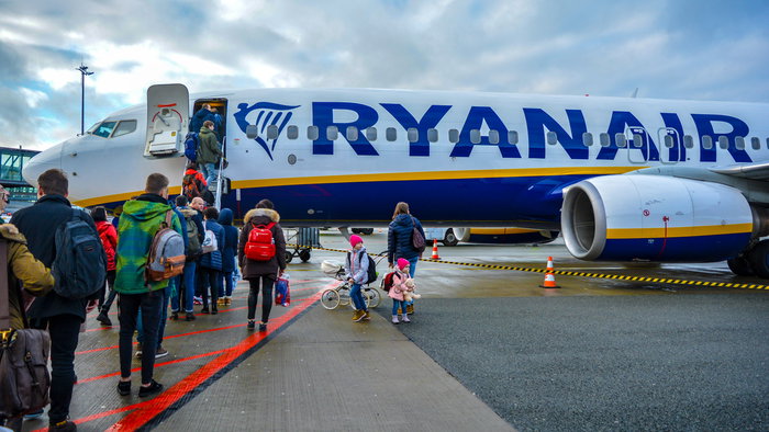 Boarding a Ryanair flight with kids