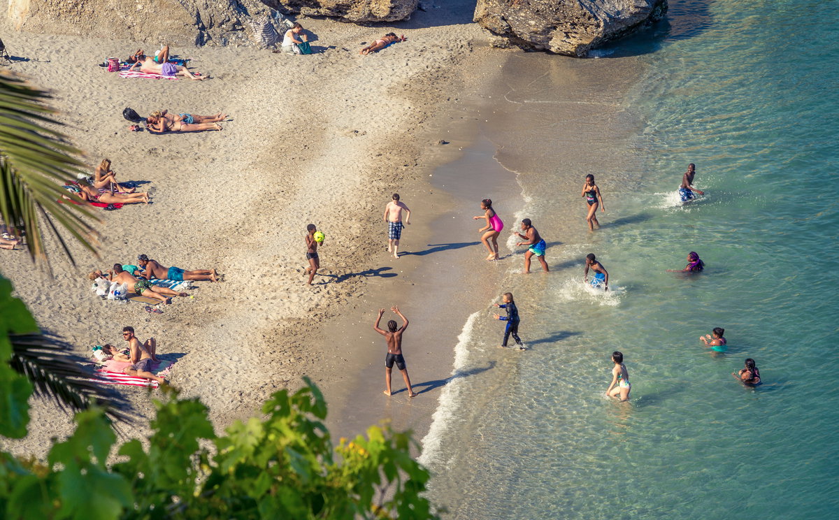 British family holiday warning: Assuming UK rules apply in Spain can cost you