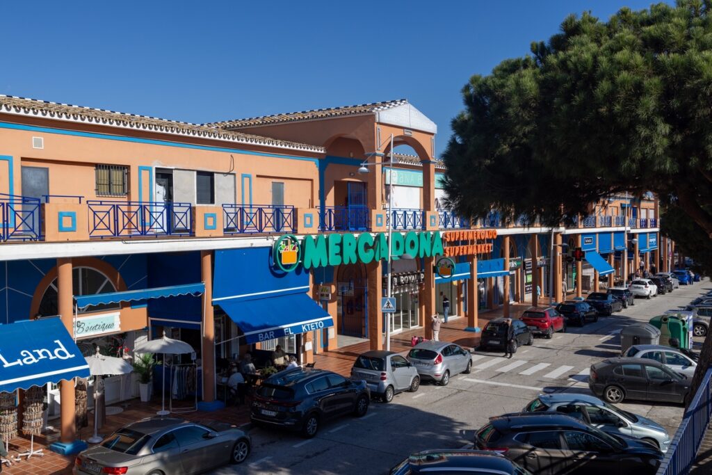 Mercadona breaks tradition with extended Sunday summer hours on Costa del Sol