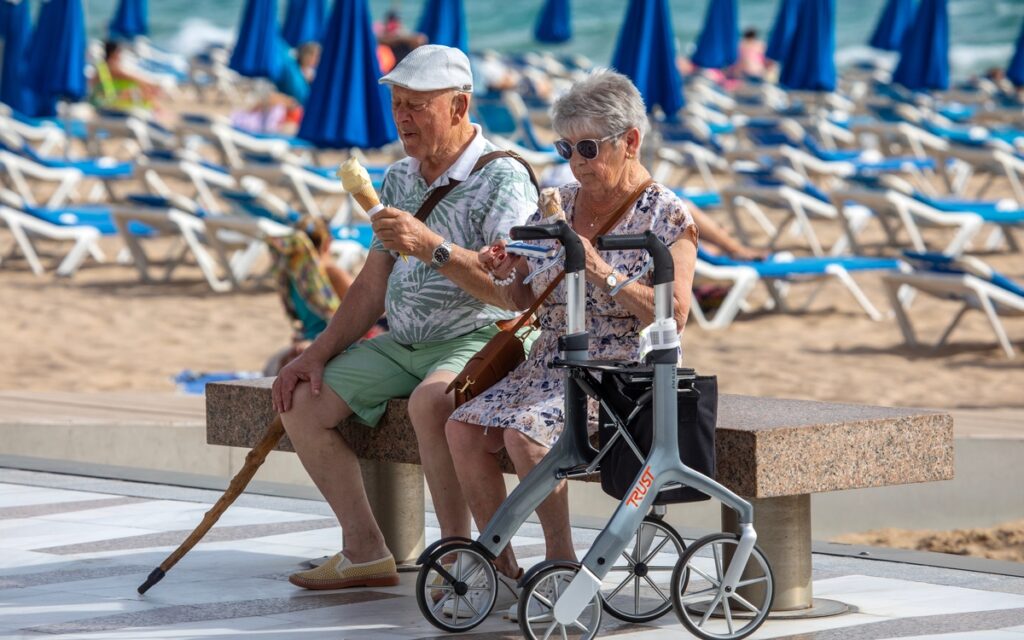 Yellow heat alerts activate on Tuesday for the Costa del Sol, Murcia and Costa Blanca