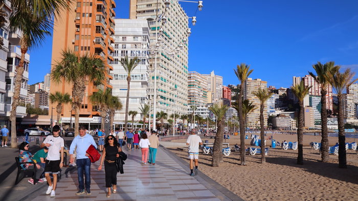Benidorm promenade, beware of fraudsters.