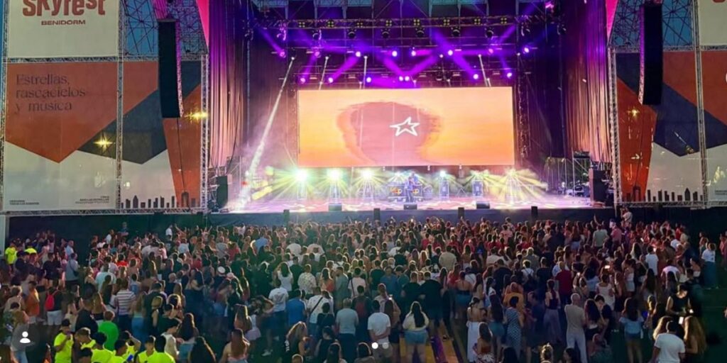 Benidorm welcomes thousands for free LOS40 Playa Pop festival