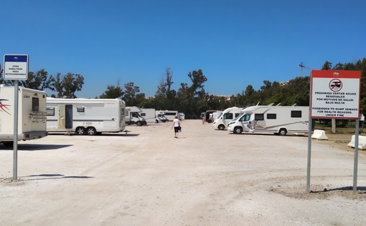 Workers forced to live mobile in Malaga.
