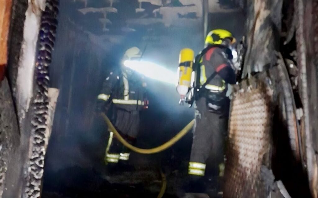 Manilva apartment fire forces overnight evacuations in Las Higueras